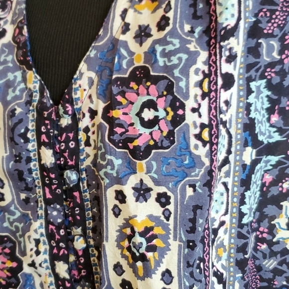 Lucky Brand button down tunic - Picture 2 of 3